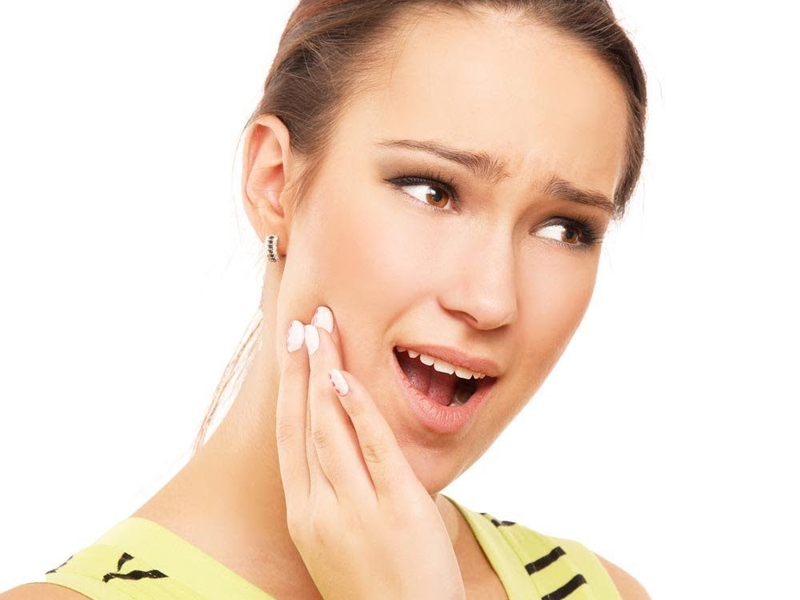Bệnh ê buốt răng rất dễ xảy ra ở mọi lứa tuổi