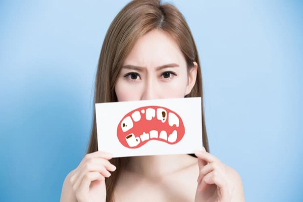 Những thói quen gây hại cho răng cần loại bỏ