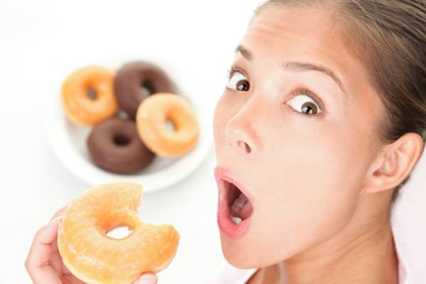 Ăn đồ ngọt làm tăng nguy cơ sâu răng