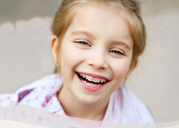 Niềng răng cho trẻ giúp bé lớn lên tự tin, ăn nhai tốt, phát âm chuẩn